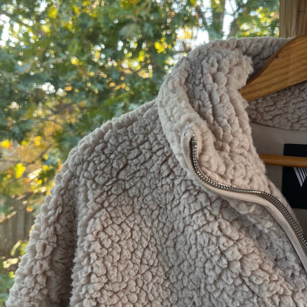 Victoria's Secret On Point Women's Zip Front Teddy Jacket Beige Size L - Picture 5 of 10